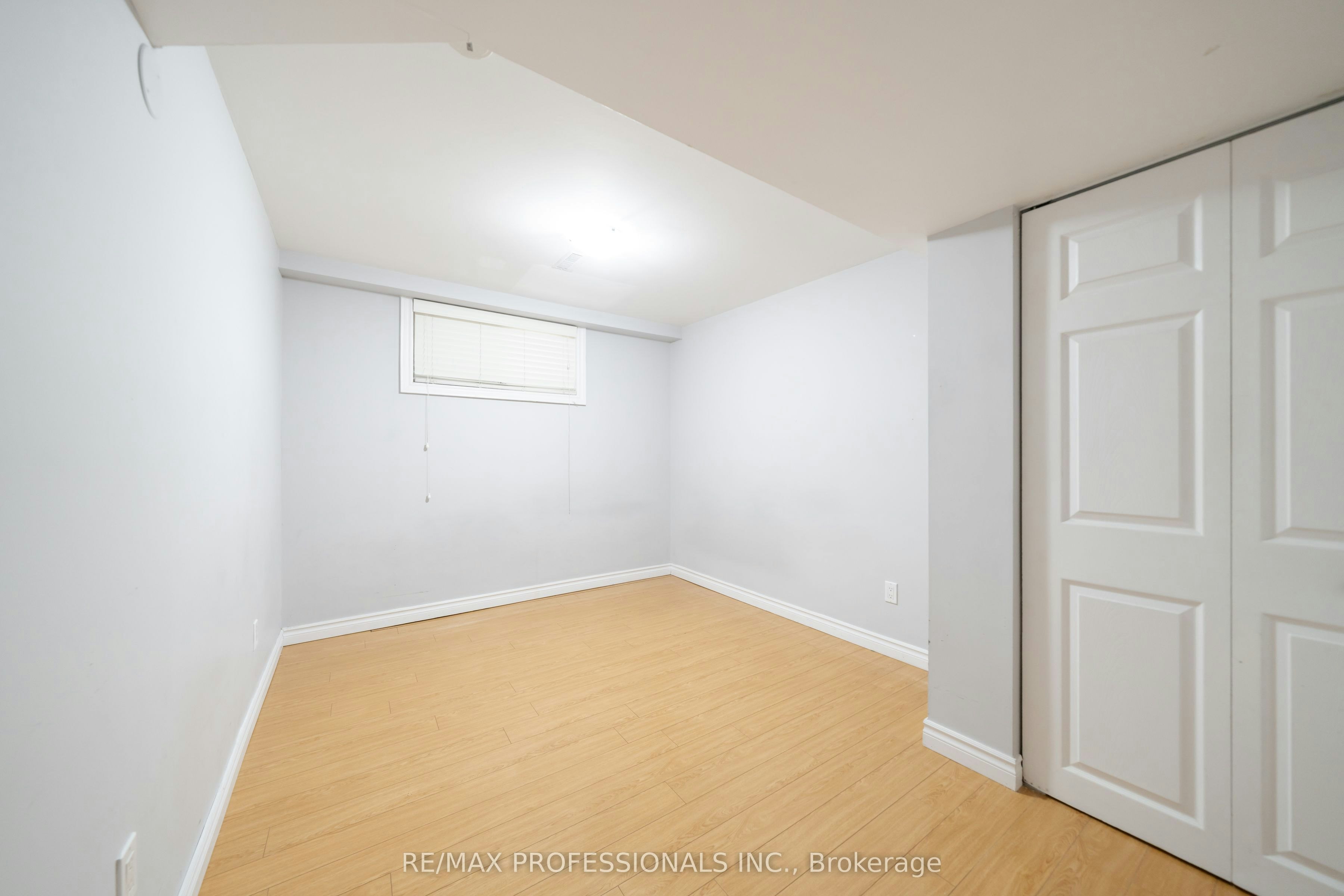 Bsmt-35A Bowie Avenue, Toronto, ON, M6E 2P2 - 9