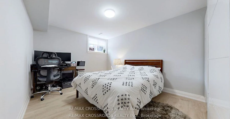 12A Delroy Drive, Toronto, ON, M8Y 1M7 - 27
