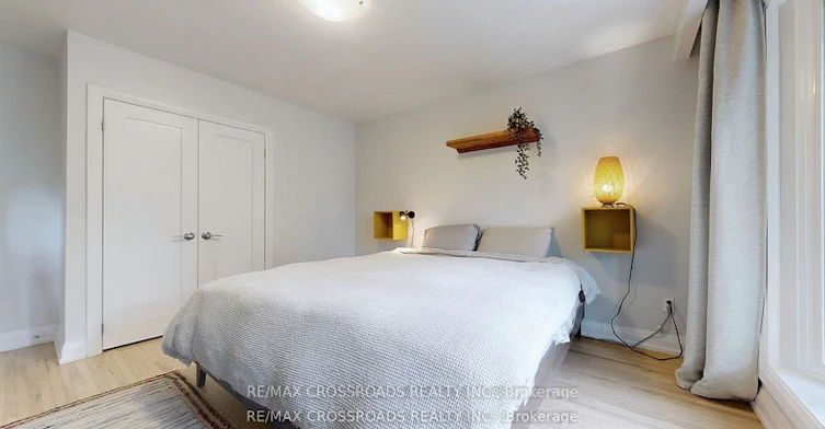 12A Delroy Drive, Toronto, ON, M8Y 1M7 - 12