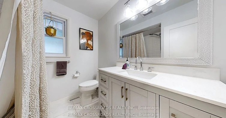 12A Delroy Drive, Toronto, ON, M8Y 1M7 - 17