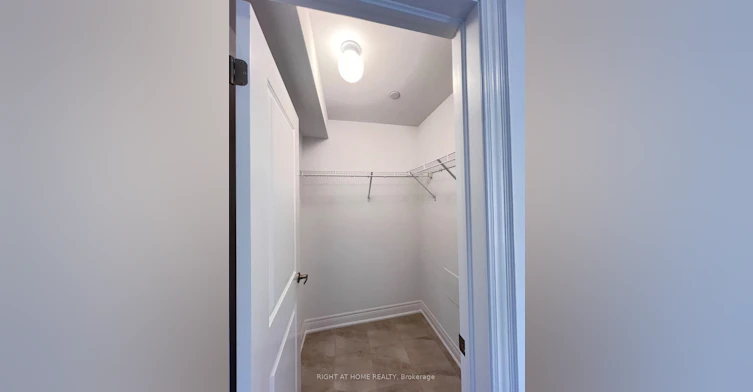 Unit#6-2123 Lillykin Street, Oakville, ON, L6H 8A5 - 4