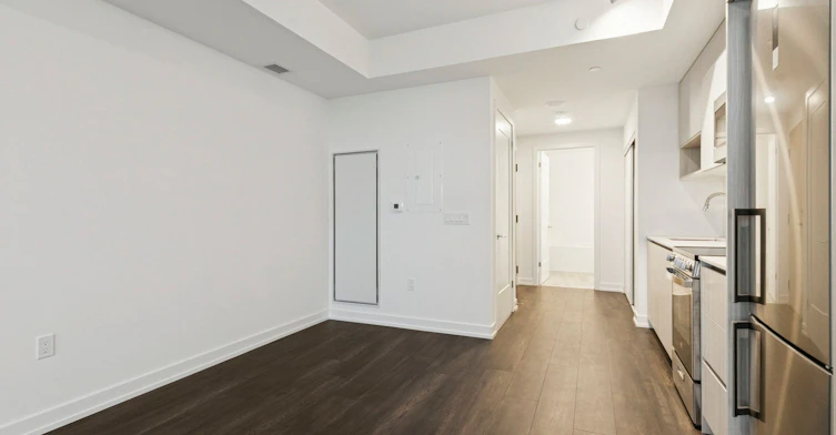 512-801 The Queensway N/A, Toronto, ON, M8Z 6A8 - 3