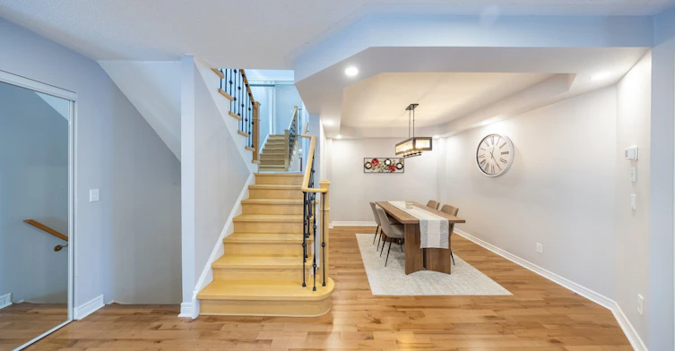 2299 Yorktown Circle, Mississauga, ON, L5M 5Y1 - 5