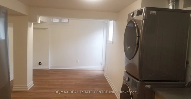 4 Continental Road W, Brampton, ON, L7A 2H5 - 5