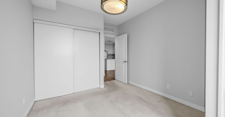 708-3563 Lake Shore Boulevard W, Toronto, ON, M8W 0A3 - 16