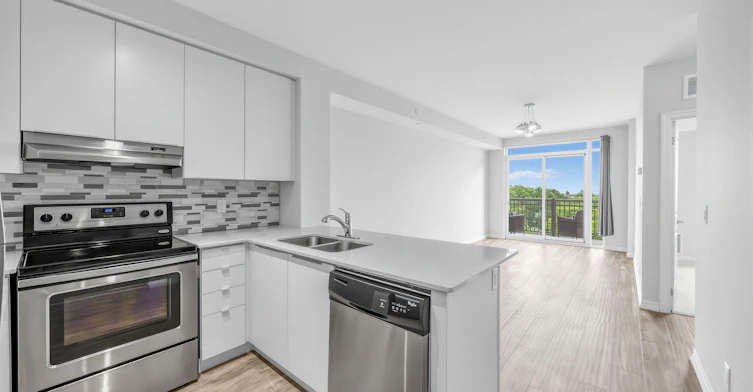 708-3563 Lake Shore Boulevard W, Toronto, ON, M8W 0A3 - 13