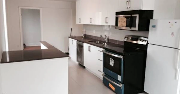 A-332 Salem Avenue, Toronto, ON, M6H 3C7 - 2