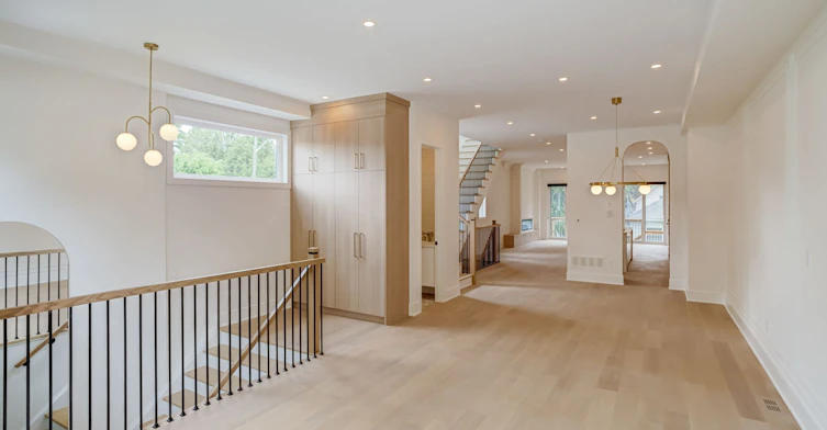 39 Wesley Avenue, Mississauga, ON, L5H 2M6 - 5