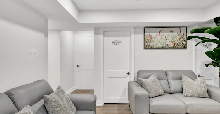 Unit B-448 Dougall Avenue, Caledon, ON, L7C 4A6 - 4