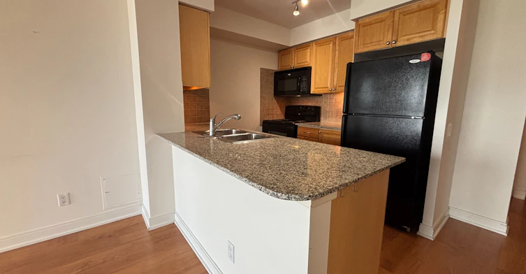 839-35 Viking Lane, Toronto, ON, M9B 0A2 - 36