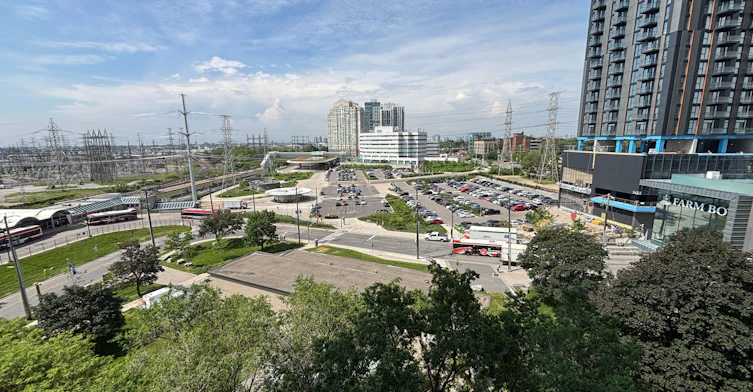 839-35 Viking Lane, Toronto, ON, M9B 0A2 - 46