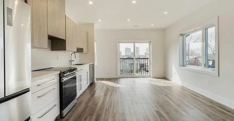 upper Apartment-54 Westhampton Drive, Toronto, ON, M9R 1X6 - 2