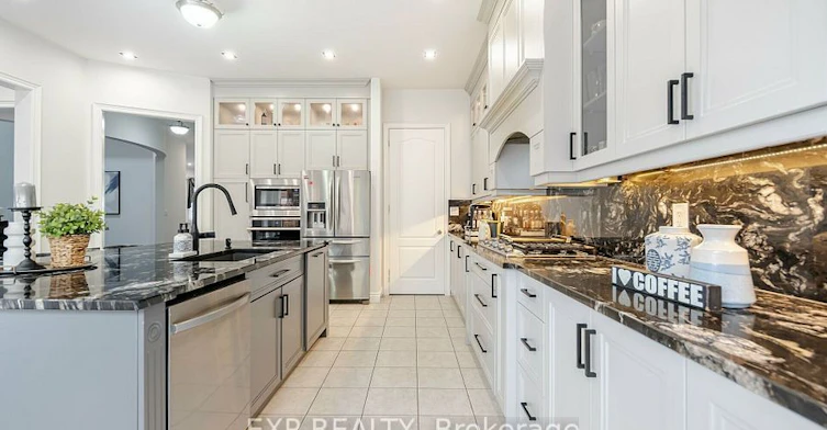 Main-448 Dougall Avenue, Caledon, ON, L7C 4A6 - 14