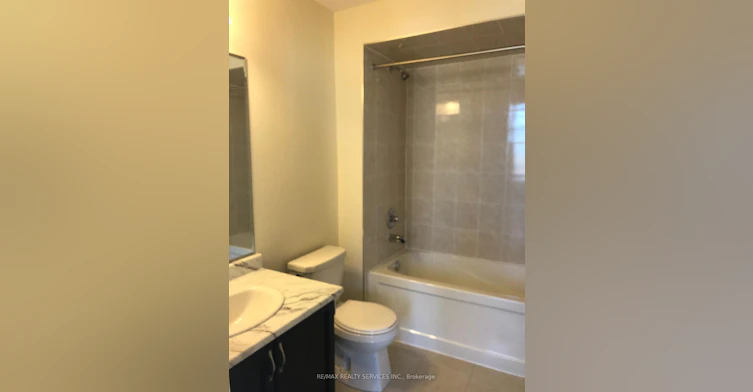 25 Hogan Manor Drive, Brampton, ON, L7A 4V3 - 10