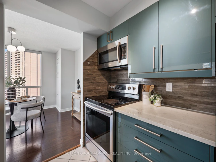 1508-3 Hickory Tree Road, Toronto, ON, M9N 3W5 - 6
