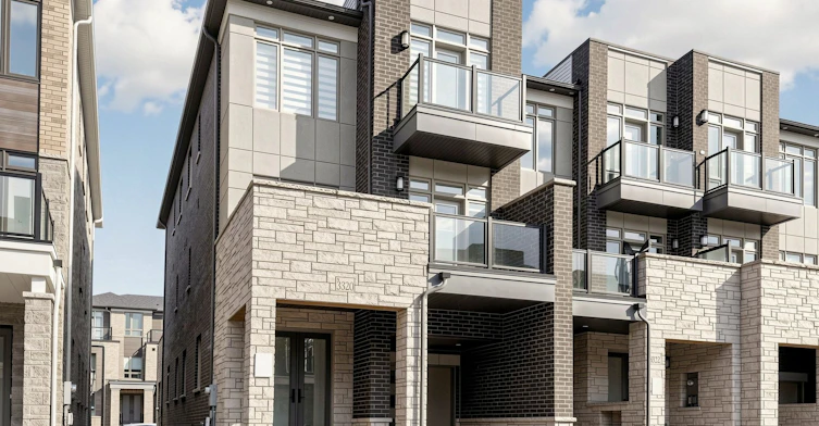 3320 Azam Way, Oakville, ON, L6M 5S3 - 2