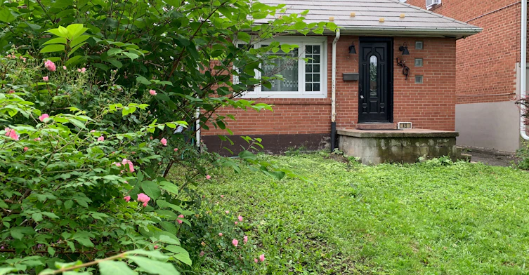 49 Arcadian Circle, Toronto, ON, M8W 2Z4
