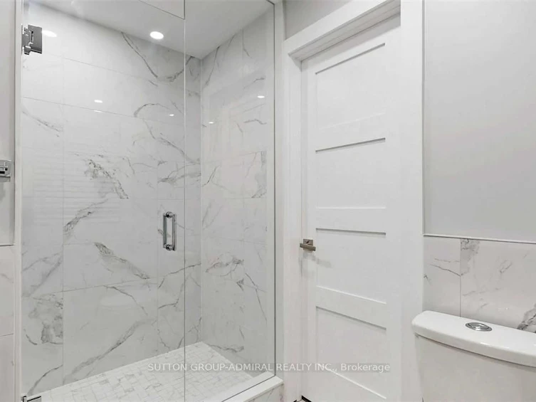 5 Donnybrook Lane, Toronto, ON, M9A 2V2 - 24