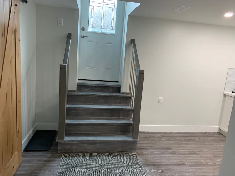 5 Donnybrook Lane, Toronto, ON, M9A 2V2 - 35