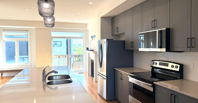 1801 Mitoff Place, Mississauga, ON, L4W 0E8 - 13
