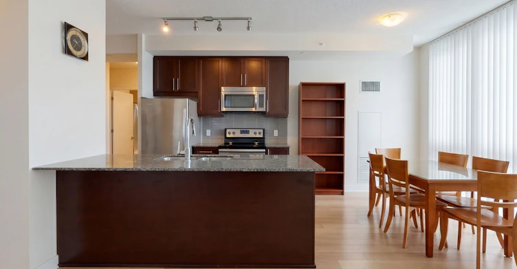 2304-3975 Grand Park Drive, Mississauga, ON, L5B 0K4 - 3