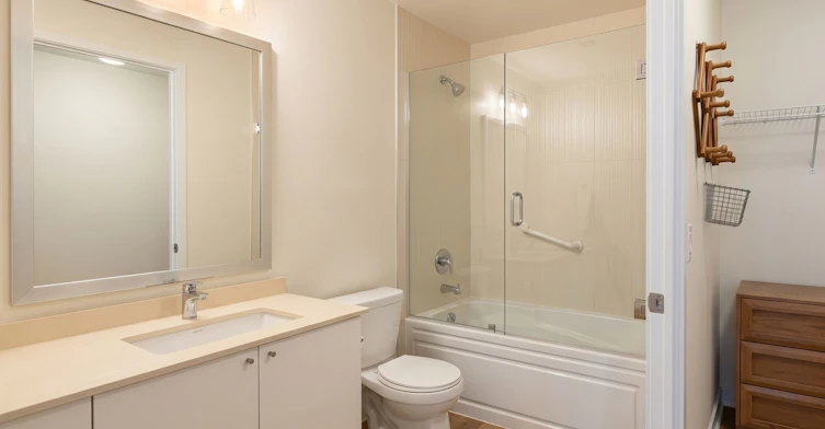 2304-3975 Grand Park Drive, Mississauga, ON, L5B 0K4 - 7
