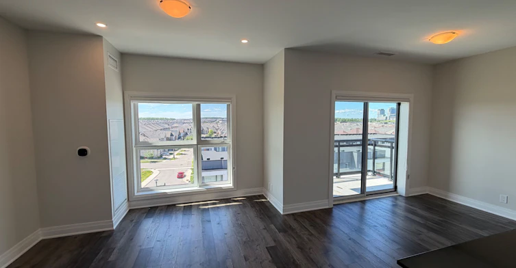 529-102 Grovewood Common, Oakville, ON, L6H 0X2 - 3