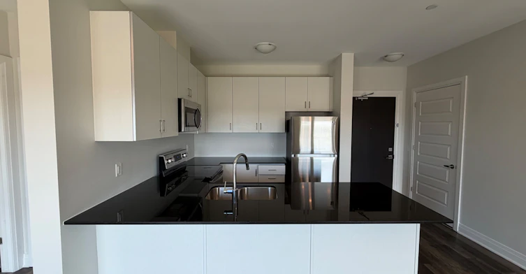 529-102 Grovewood Common, Oakville, ON, L6H 0X2 - 4