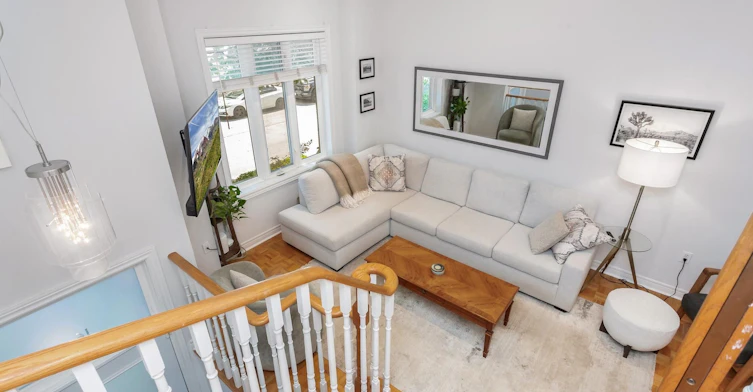 16 Lightbourn Avenue, Toronto, ON, M6H 3P3 - 7