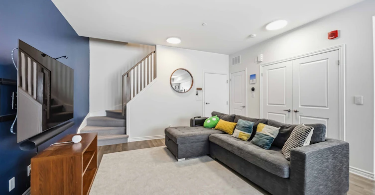19-95 Eastwood Park Gardens, Toronto, ON, M8W 0B9 - 9