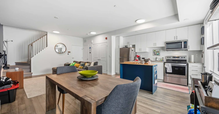 19-95 Eastwood Park Gardens, Toronto, ON, M8W 0B9 - 6