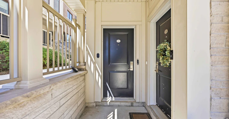 19-95 Eastwood Park Gardens, Toronto, ON, M8W 0B9 - 19