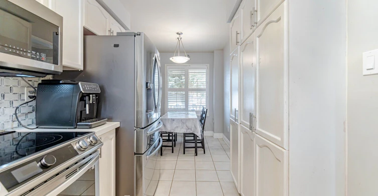 5352 Bushelgrove Circle, Mississauga, ON, L5M 6B8 - 8