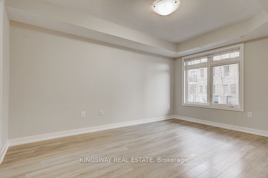 92-100 Parrotta Drive, Toronto, ON, M9M 0G1 - 14
