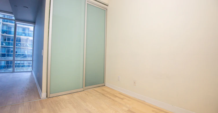 601-90 Park Lawn Road S, Toronto, ON, M8Y 0B6 - 9