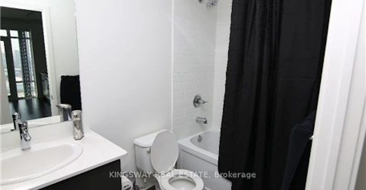 1301-360 Square One Drive, Mississauga, ON, L5B 0E6 - 7