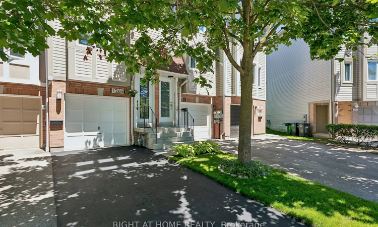 1265 Woodhill Court