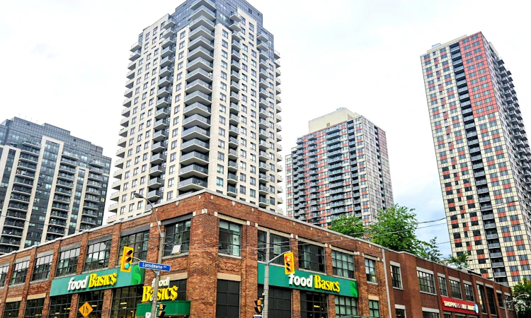 506-1410 Dupont Street
