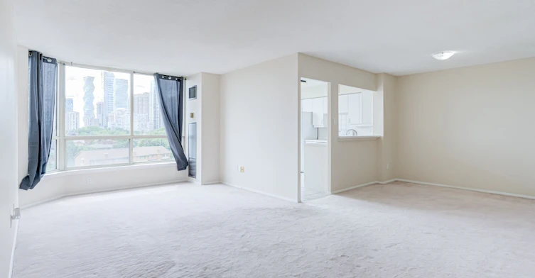 914-55 Elm Drive W, Mississauga, ON, L5B 3Z3 - 4