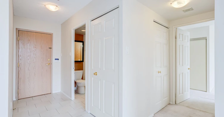 914-55 Elm Drive W, Mississauga, ON, L5B 3Z3 - 7