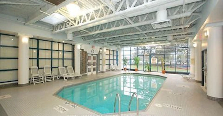 1915-35 Trailwood Drive, Mississauga, ON, L4Z 3L6 - 9