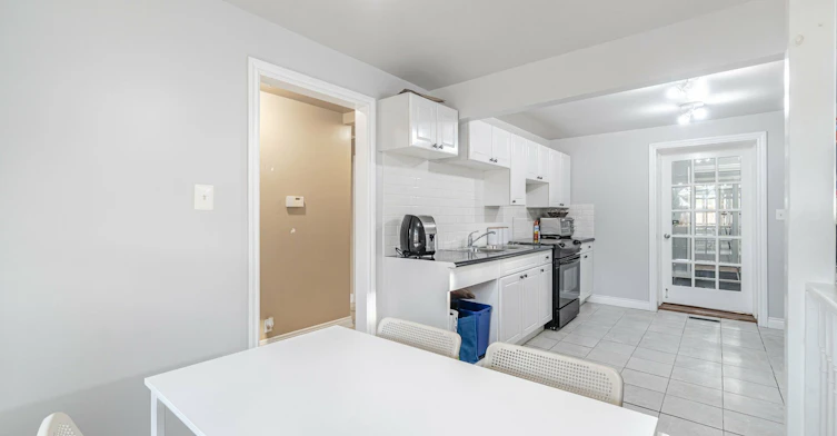 1904 Balsam Avenue, Mississauga, ON, L5J 1L2 - 9