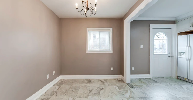 2nd Fl.-3564 Eglinton Avenue W, Toronto, ON, M6M 1V8 - 12