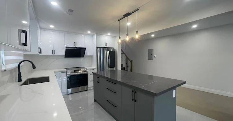 Unit 1-17 Rosemeade Avenue, Toronto, ON, M8Y 3A2 - 7