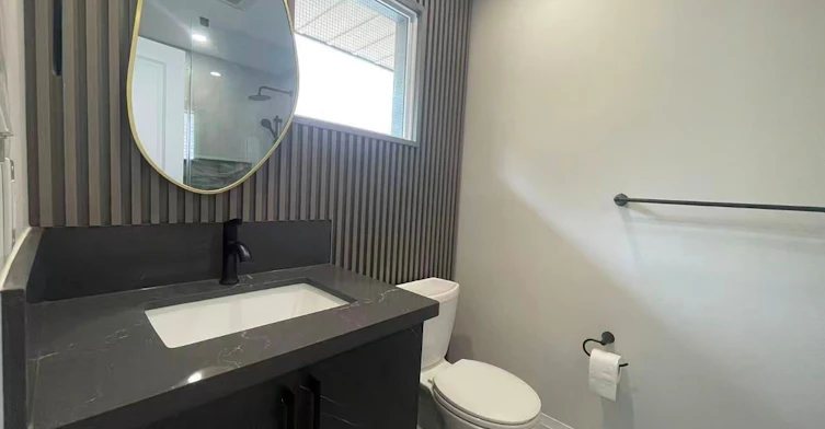 Unit 1-17 Rosemeade Avenue, Toronto, ON, M8Y 3A2 - 21
