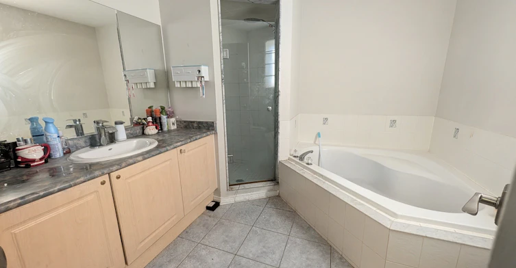 1 James Street, Mississauga, ON, L5M 1R4 - 9