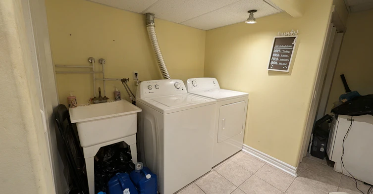 1 James Street, Mississauga, ON, L5M 1R4 - 17