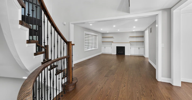 975 Caldwell Avenue, Mississauga, ON, L5H 1Z2 - 7