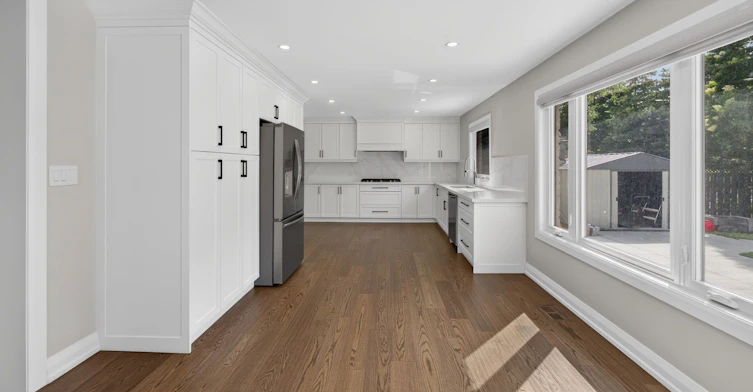 975 Caldwell Avenue, Mississauga, ON, L5H 1Z2 - 10