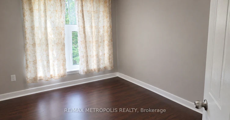 31 Goldenlight Circle, Brampton, ON, L6X 4N6 - 7